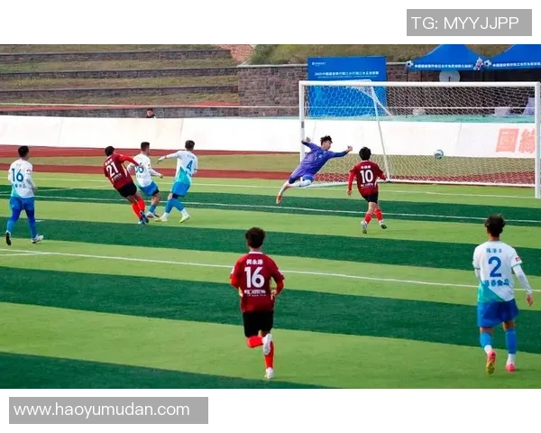 足球小孩与偶像相遇的感人瞬间让梦想照进现实