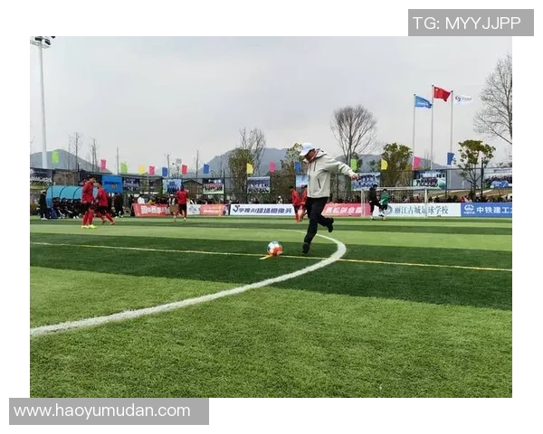 足球明星竖屏游戏带你体验真实赛场激情与策略的完美结合